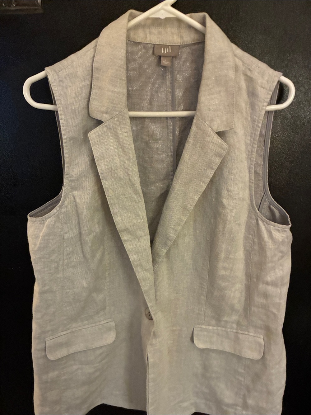 J. Jill Light Gray Linen Notch Collar Sleeveless Vest with silver threads